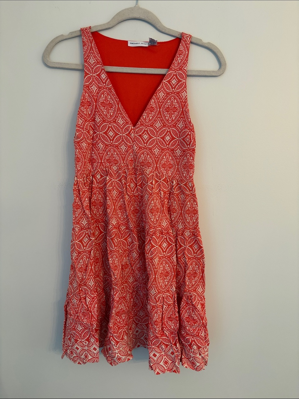 Sincerely Jules Red Paisley V-Neck Mini Dress Size Small